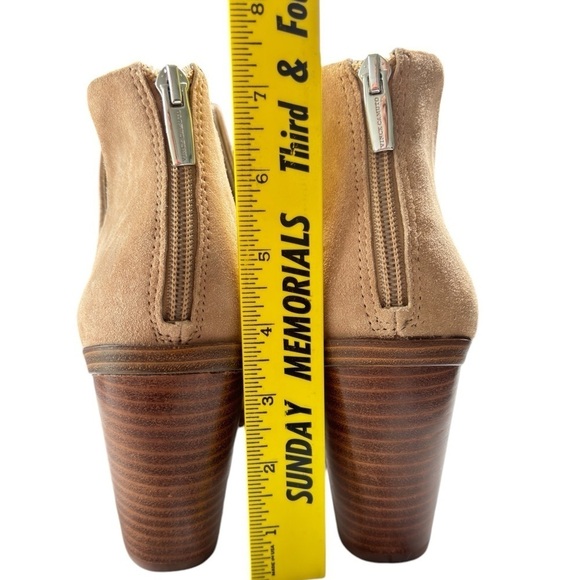 Vince Camuto Gigietta Ankle Boots Booties Size 11 Tan Suede Leather Block Heel - Picture 3 of 12